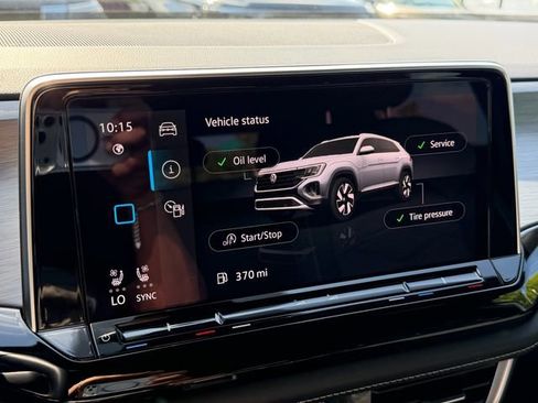 Certified 2026 Volkswagen Atlas Cross Sport SE FWD image 23