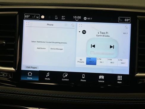 Used 2021 Chrysler Pacifica Touring w/ Cold Weather Group FWD image 21