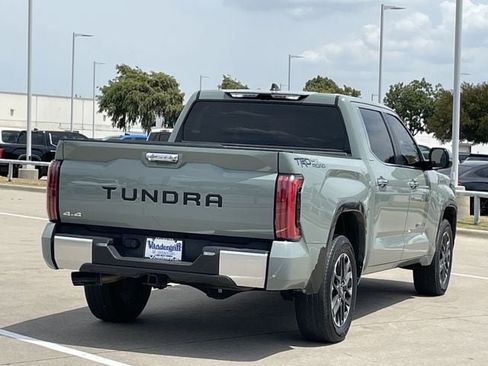 Used 2025 Toyota Tundra Limited AWD/4WD image 4