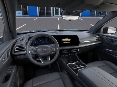 New 2026 Chevrolet Traverse LT w/ Driver Confidence Package image 15