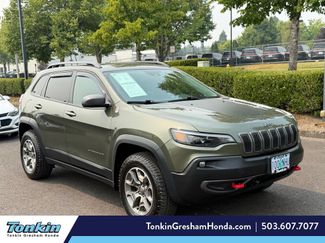Used 2021 Jeep Cherokee Trailhawk w/ Trailer Tow Group AWD/4WD video 1
