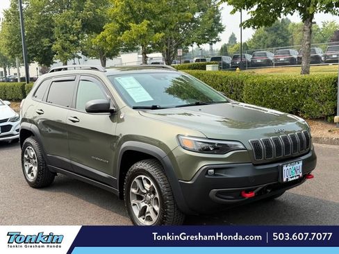 Used 2021 Jeep Cherokee Trailhawk w/ Trailer Tow Group AWD/4WD image 1