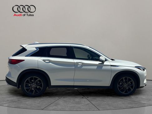 Used 2019 INFINITI QX50 Essential w/ Sensory Package AWD/4WD image 8