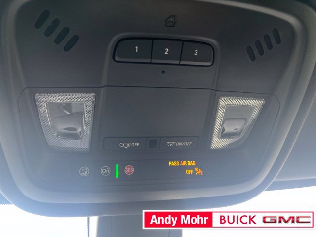 Used 2023 Chevrolet Traverse LT FWD image 34
