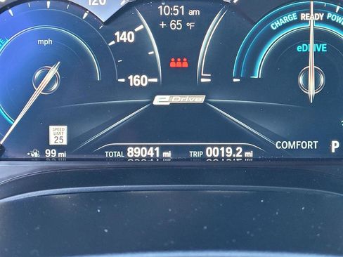 Used 2018 BMW 530e RWD image 32