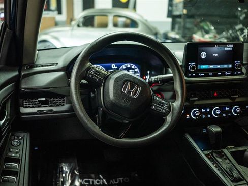 Used 2024 Honda Accord EX image 15