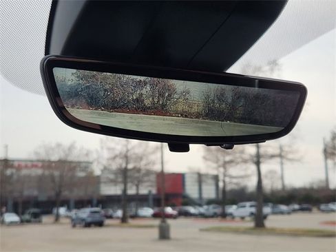 Used 2024 GMC Yukon XL Denali Ultimate image 17