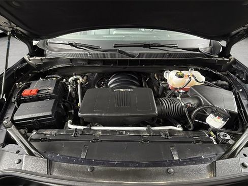 Used 2025 Chevrolet Suburban Premier image 41