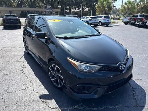 Used 2017 Toyota Corolla iM FWD image 4