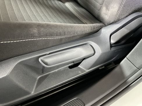 Used 2025 Volkswagen Jetta S FWD image 14
