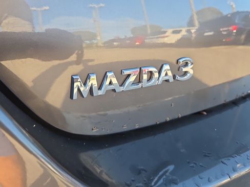 Used 2021 MAZDA MAZDA3 s FWD image 15