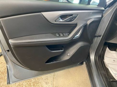Used 2023 Chevrolet Blazer LT w/ LPO, Floor Liner Package FWD image 11