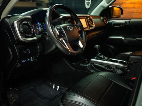 Used 2023 Toyota Tacoma 4x4 Double Cab w/ Trail Edition image 8