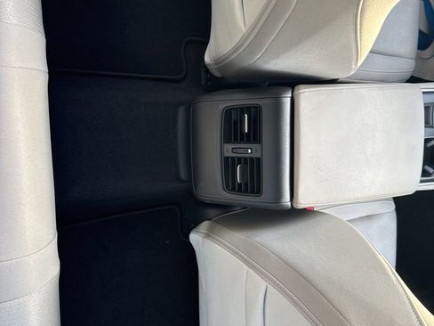 Used 2019 Honda Accord EX image 14