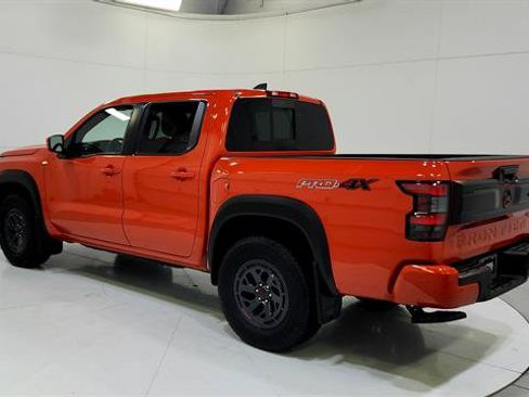 Certified 2025 Nissan Frontier PRO-4X w/ Interior Protection Package AWD/4WD image 6