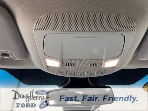 Used 2023 Ford Edge SEL image 45