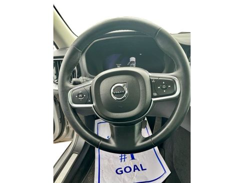 Used 2024 Volvo S60 B5 Core AWD/4WD image 7