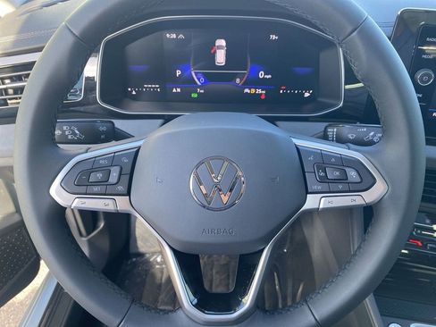 New 2026 Volkswagen Jetta SE FWD image 19