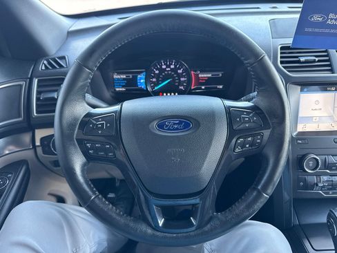 Certified 2018 Ford Explorer XLT w/ Equipment Group 202A FWD image 26