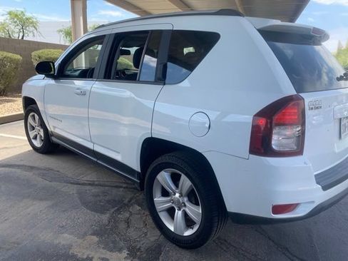 Used 2016 Jeep Compass Sport w/ Power Value Group FWD image 2