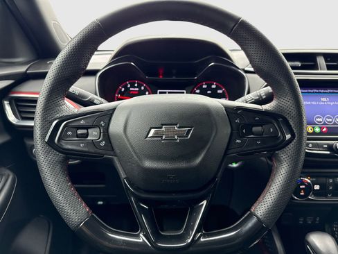 Used 2023 Chevrolet TrailBlazer RS w/ Convenience Package image 19