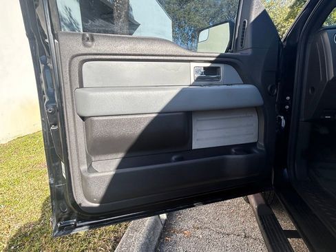 Used 2011 Ford F150 XLT w/ XLT Convenience Pkg image 29