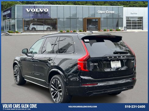 Used 2026 Volvo XC90 B6 Ultra image 4