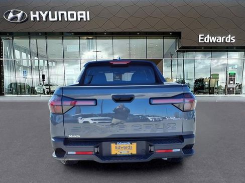 Used 2025 Hyundai Santa Cruz SEL image 5