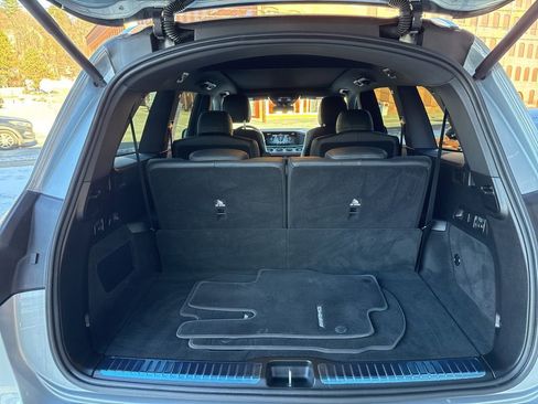 Certified 2025 Mercedes-Benz GLS 450 4MATIC image 27