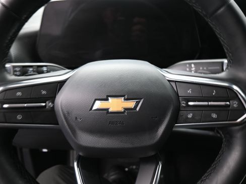 Used 2026 Chevrolet Equinox LT FWD image 16
