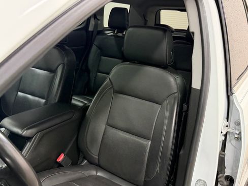 Used 2019 GMC Acadia SLT image 44