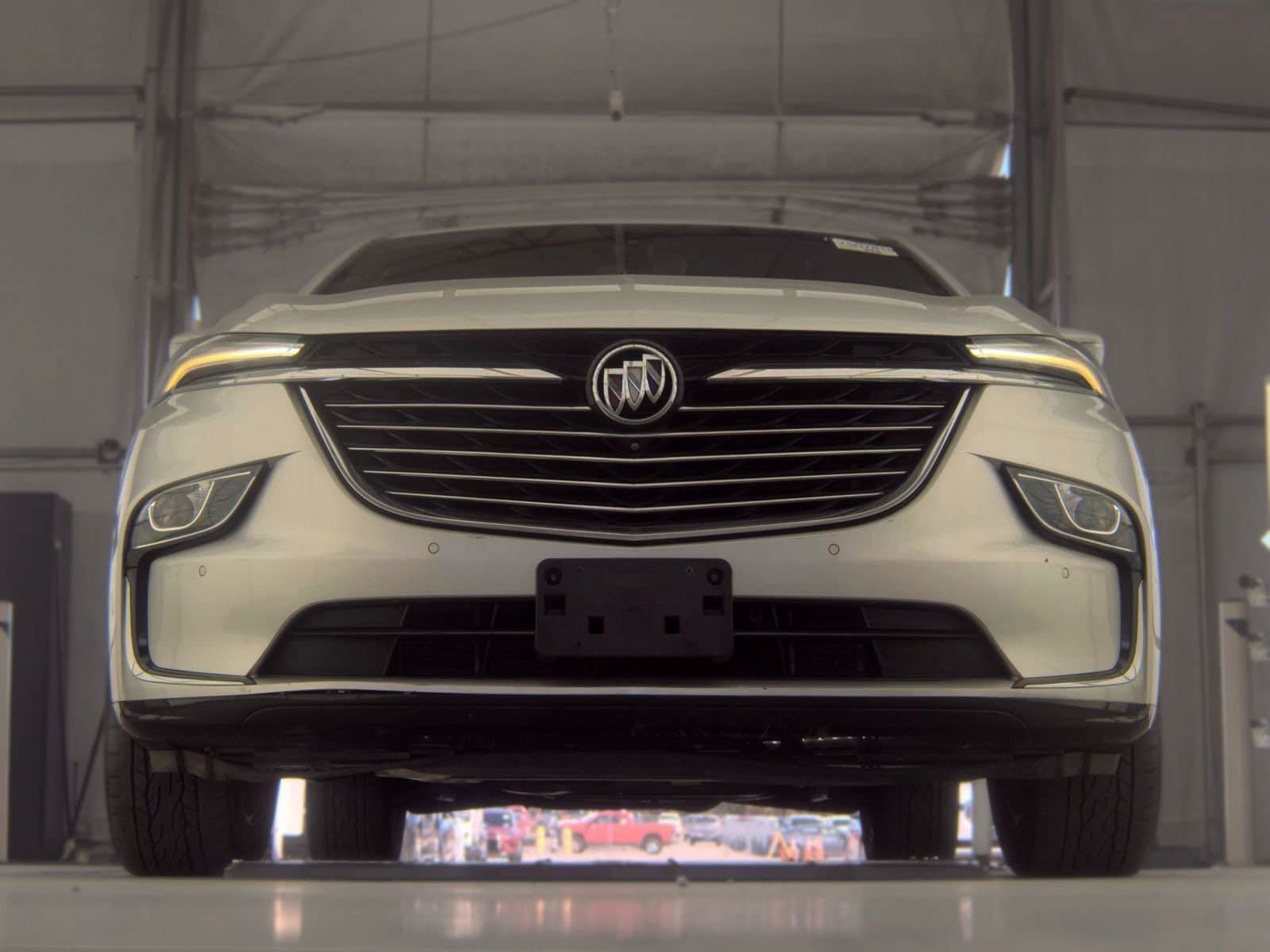 Used 2022 Buick Enclave Premium FWD image 5