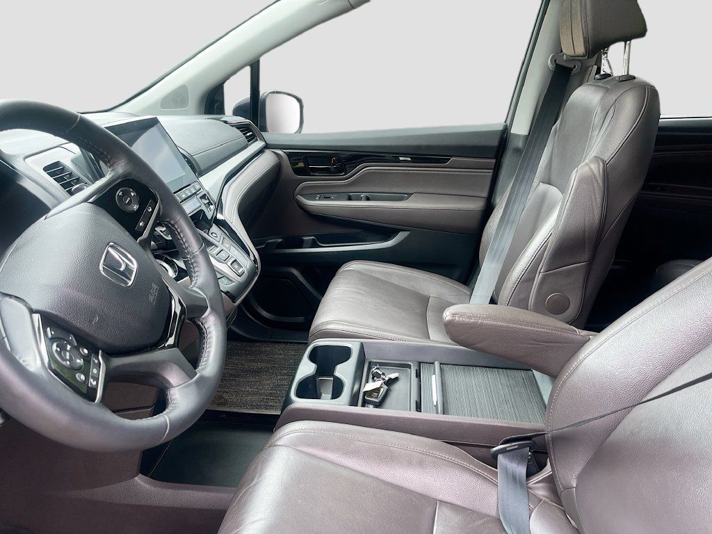 Used 2023 Honda Odyssey Touring image 21