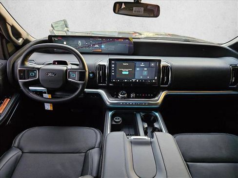 New 2026 Ford Expedition Platinum w/ Stealth Appearance Package image 10