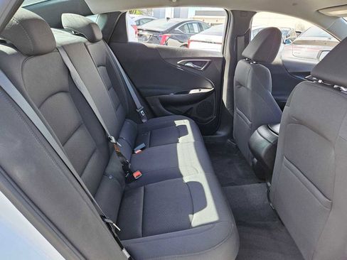 Used 2022 Chevrolet Malibu LS image 18