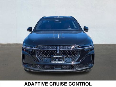 New 2026 Lincoln Nautilus Reserve w/ Jet Appearance Package image 4