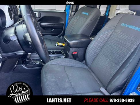 Certified 2021 Jeep Wrangler Islander image 11