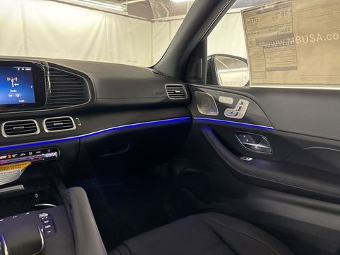 New 2026 Mercedes-Benz GLS 580 4MATIC image 28