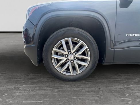 Used 2018 GMC Acadia SLE w/ Driver Alert Package I FWD image 9