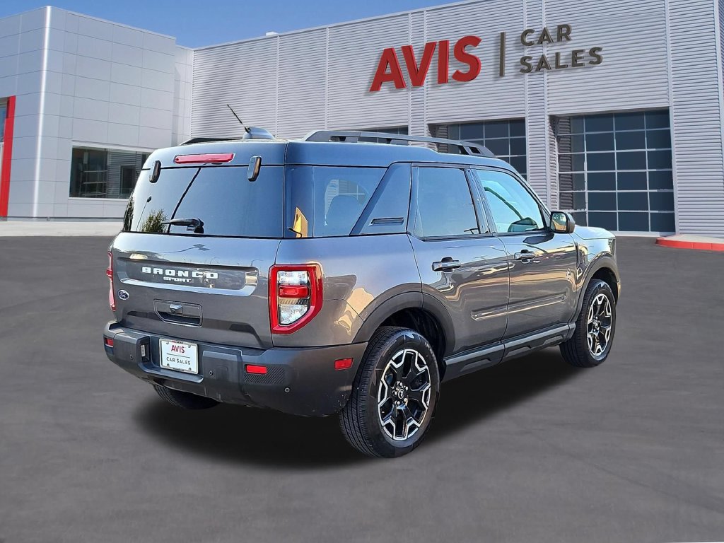 Used 2025 Ford Bronco Sport Outer Banks AWD/4WD image 6