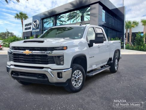 Used 2025 Chevrolet Silverado 2500 LT w/ Convenience Package AWD/4WD image 1