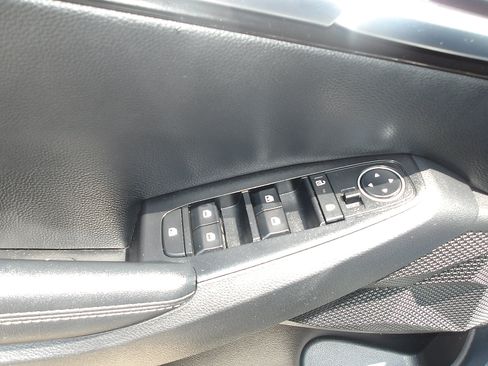 Used 2024 Kia Seltos S AWD/4WD image 15