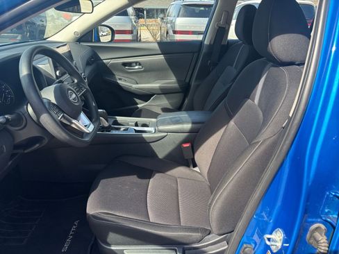Used 2025 Nissan Sentra SV image 24
