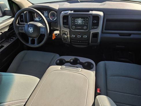 Used 2017 RAM 1500 Express AWD/4WD image 27