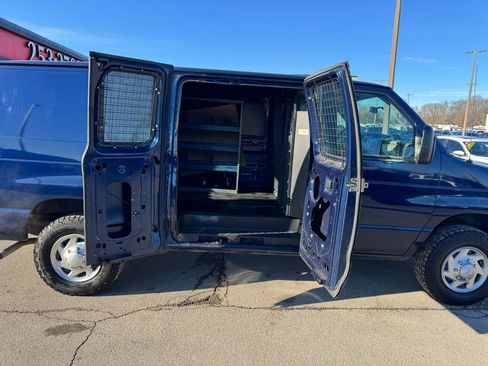 Used 2013 Ford E-250 and Econoline 250 w/ Commercial Cargo Van Pkg image 10