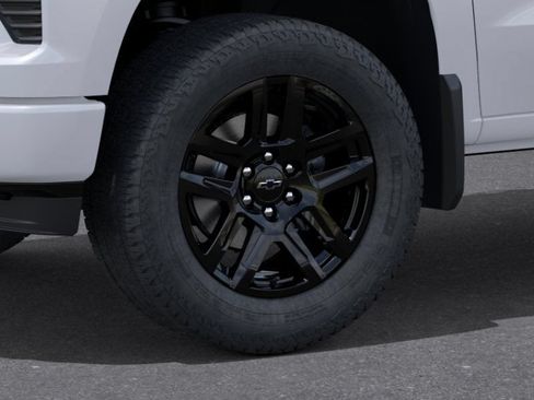 New 2026 Chevrolet Silverado 1500 RST w/ Z71 Off-Road Package AWD/4WD image 9