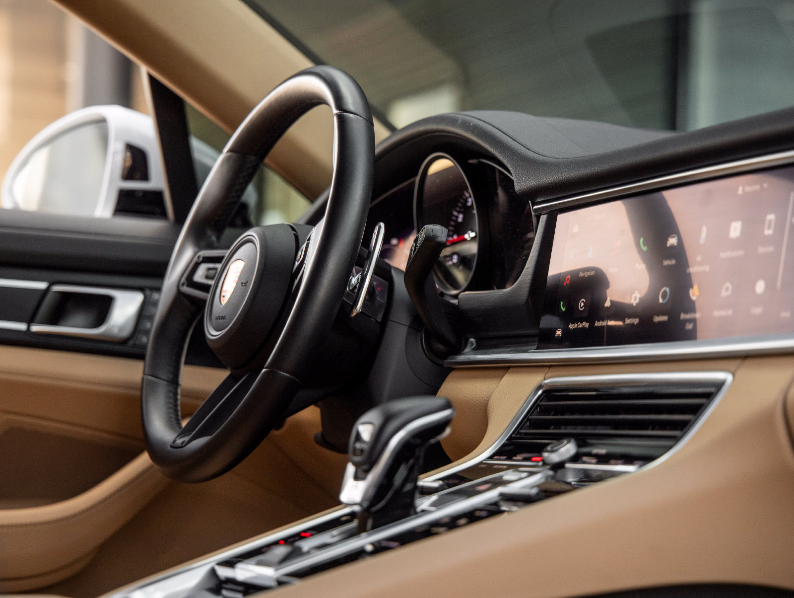 Certified 2023 Porsche Panamera Platinum Edition RWD image 48