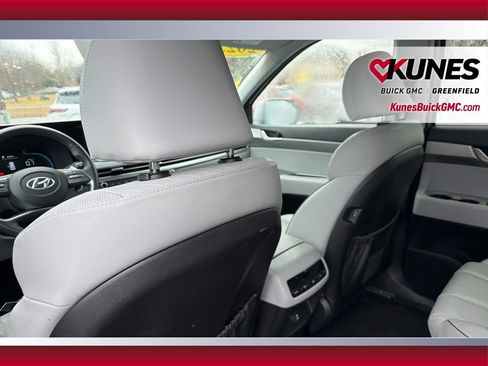 Used 2025 Hyundai Palisade SEL image 34