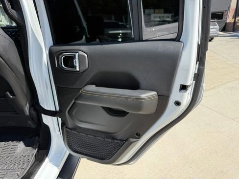 Used 2024 Jeep Wrangler Unlimited Rubicon 392 AWD/4WD image 83