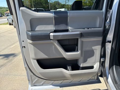 Used 2022 Ford F350 XLT w/ XLT Value Package AWD/4WD image 42